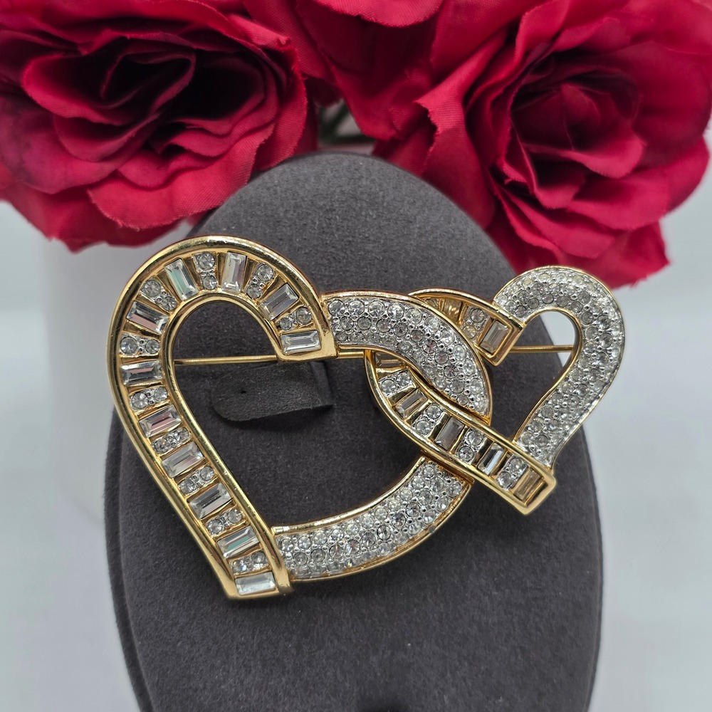 Swarovski Gold Tone Interlocking Heart Brooch Clear Baguette Crystal‎ Swan Logo